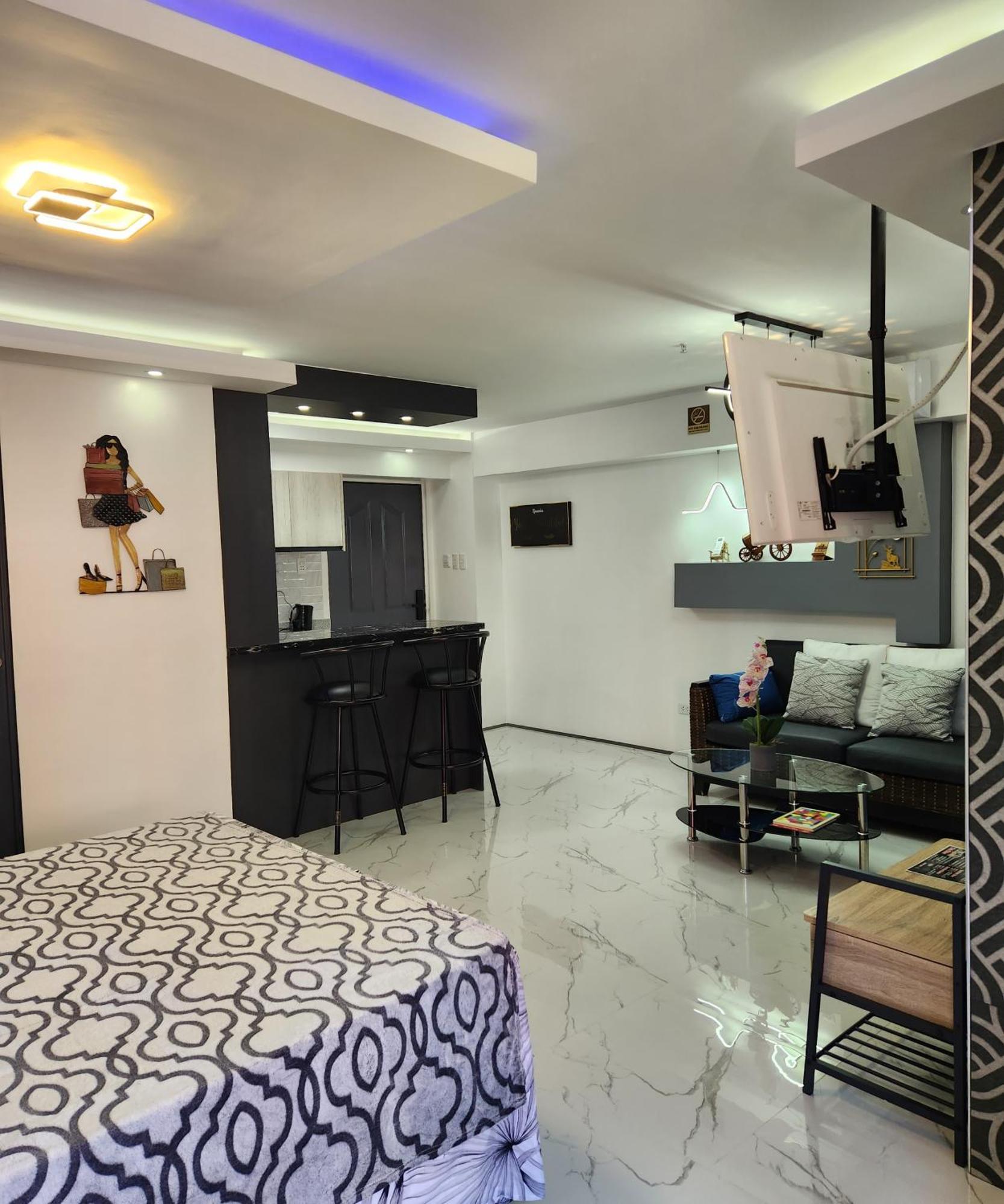 Condo Azur Suites B207 Near Airport, Netflix, Stylish, Cozy With Swimming Pool Lapu-Lapu City Exterior foto