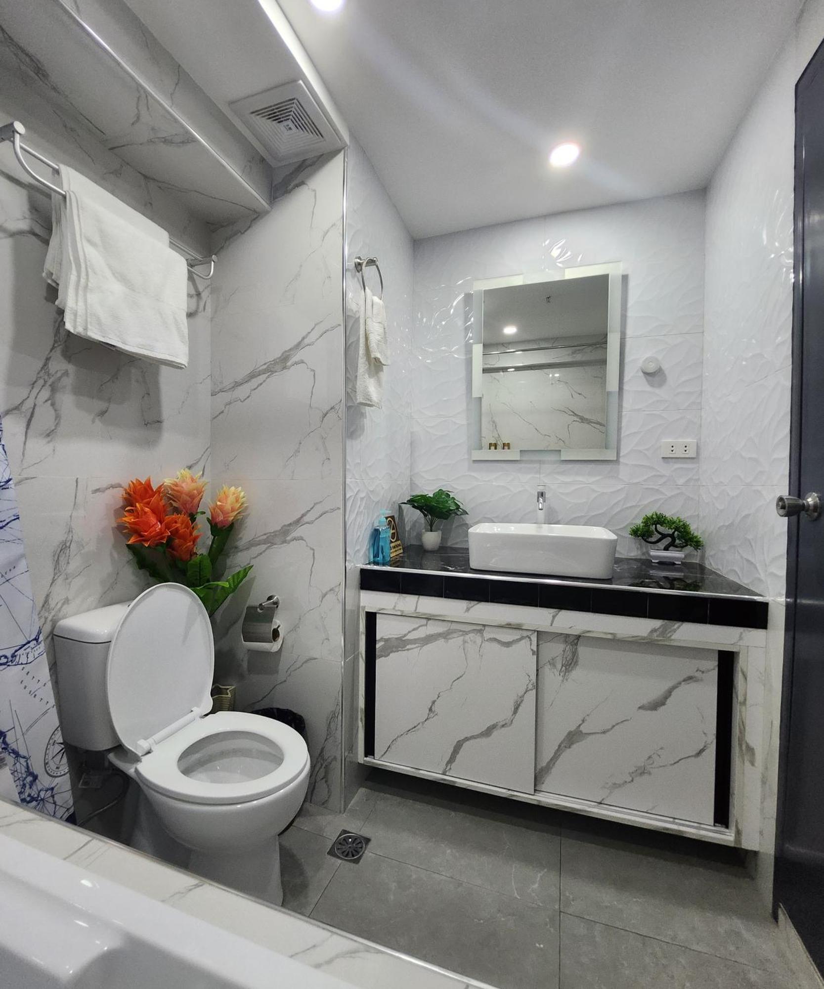 Condo Azur Suites B207 Near Airport, Netflix, Stylish, Cozy With Swimming Pool Lapu-Lapu City Exterior foto